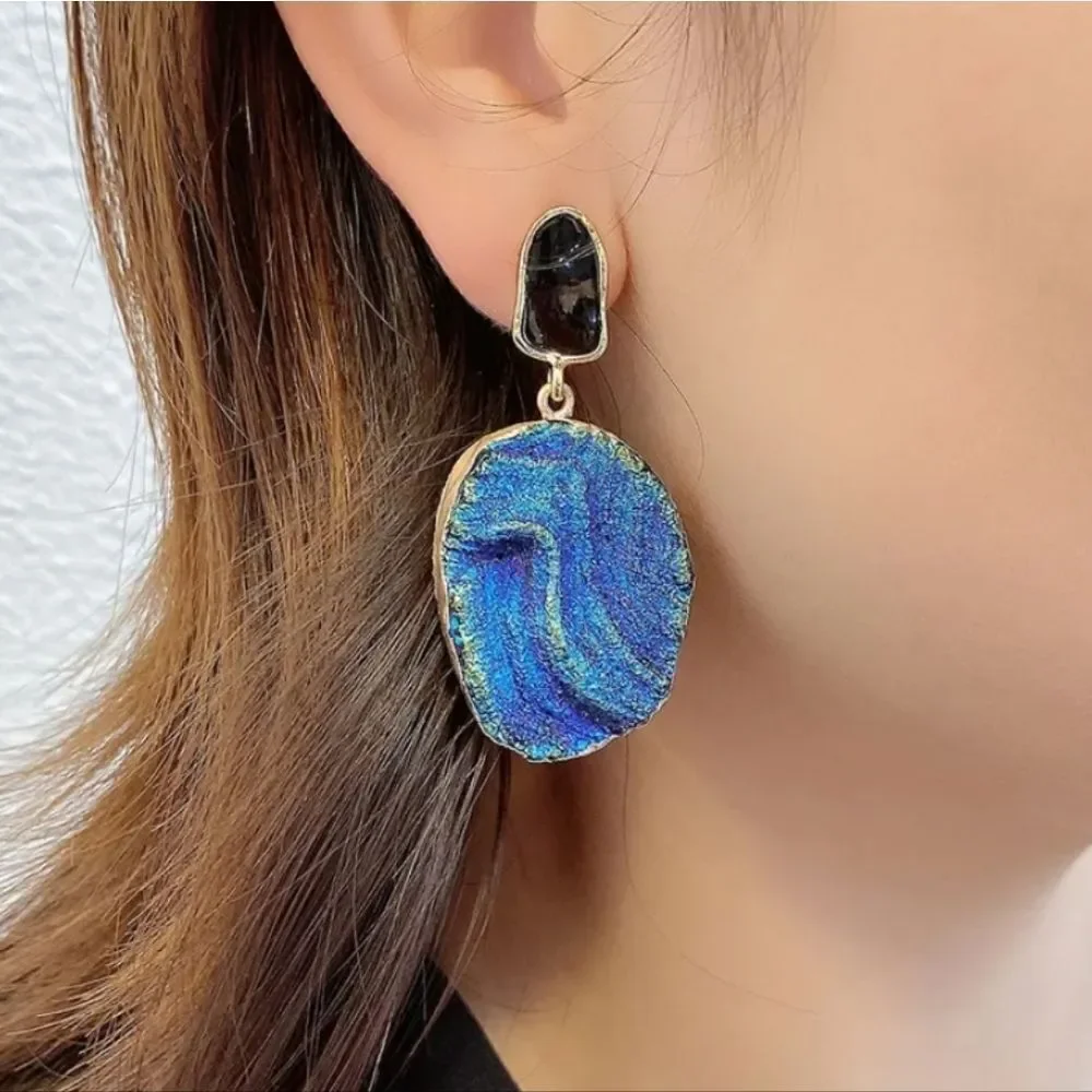 NWOT Geode Earrings